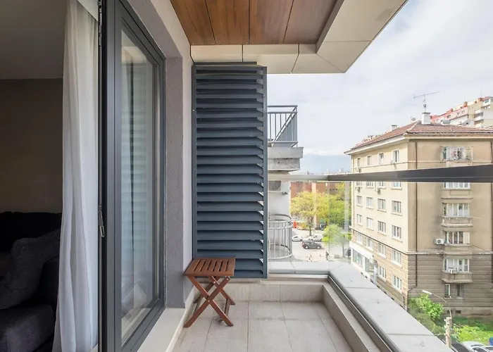 - Mall Of & Metro Station Apartment Sofia