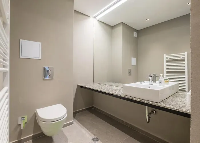 - Mall Of & Metro Station Sofia