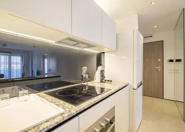 - Mall Of & Metro Station Sofia