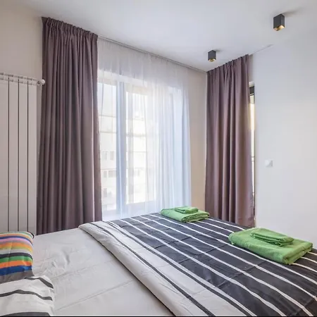 - Mall Of & Metro Station Apartment
